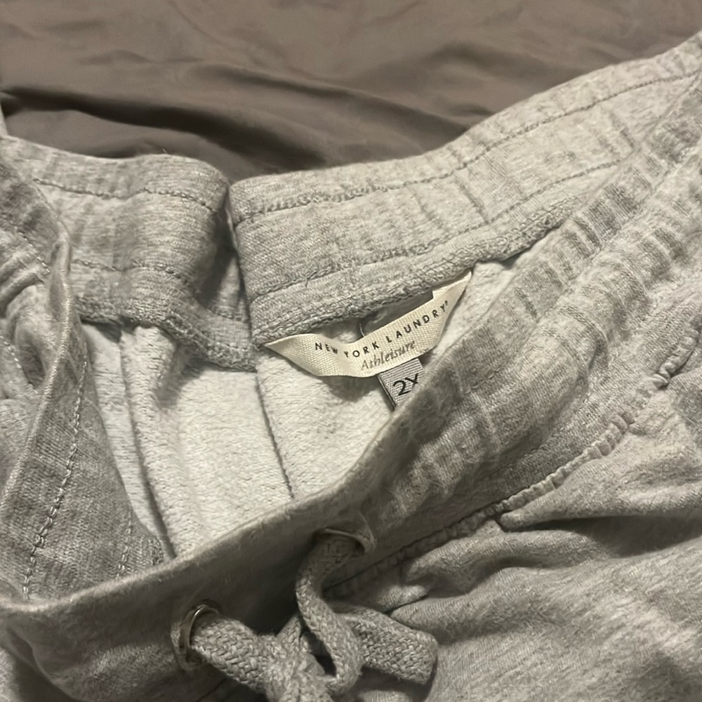 New York laundry sweat pants